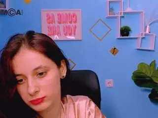 Camsoda Free Porn Cam of emilia-ivory