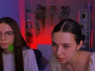 Camsoda Nude Webcam of emilia-fly