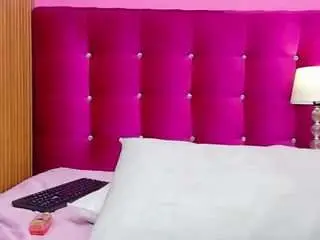 Camsoda Best live sex cam show of petitelittleebonyy