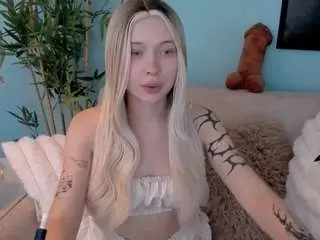 Camsoda Live Sex Cam of dragonflya