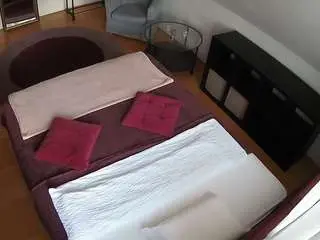 Camsoda Best Webcam of voyeurcam-julmodels-whitebed-2