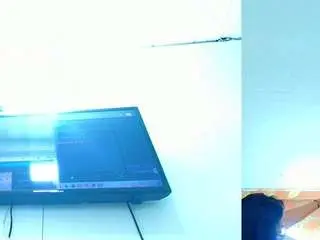 dakota-hott from camsoda