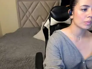 Camsoda Watch Live Sex Cams of salomebrunette