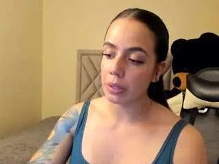 salomebrunette from camsoda