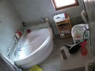 Camsoda Best live sex cam show of voyeurcam-julmodels-bath-1st-2