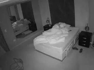 Camsoda Free Porn Cam of voyeurcam-casa-salsa-bedroom-4