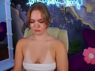 Camsoda Nude Webcam of celestenoirr