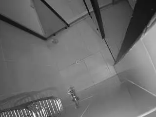 Camsoda Sex Cam of voyeurcam-jb-shower-2