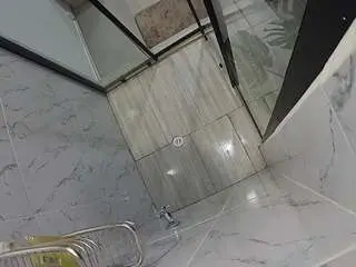 Camsoda Free Porn Cam of voyeurcam-jb-shower-2