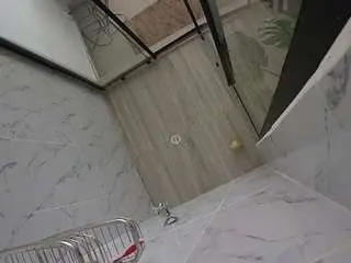 Camsoda Sex Cam of voyeurcam-jb-shower-2