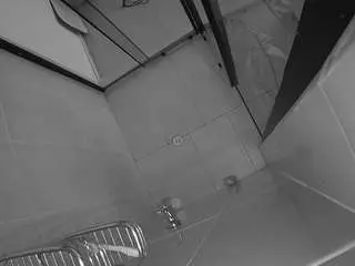 Camsoda Private Sex Chat of voyeurcam-jb-shower-2
