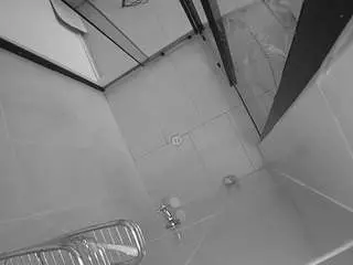 Camsoda Adult Webcams of voyeurcam-jb-shower-2