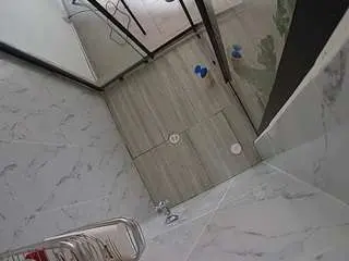 Camsoda Adult Webcam of voyeurcam-jb-shower-2