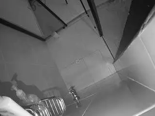 Camsoda Sex Cam of voyeurcam-jb-shower-2