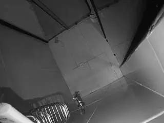 Camsoda Private Sex Chat of voyeurcam-jb-shower-2