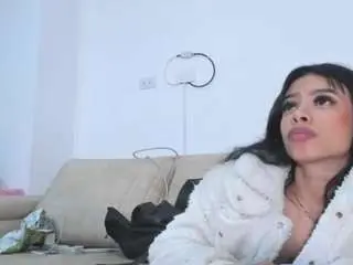 meganloovee from camsoda
