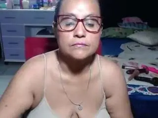 Camsoda Live Sex of samy-mature