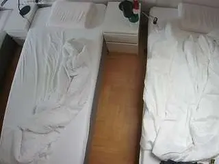 voyeurcam-julmodels-bed-5 from camsoda