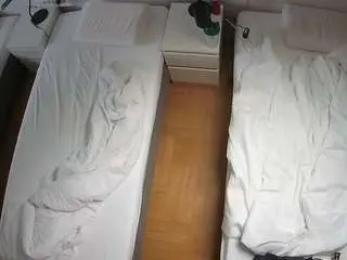 Camsoda Best Webcam of voyeurcam-julmodels-bed-5