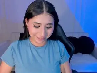 Camsoda Nude Webcam of mayamoretti