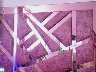 Camsoda Free Porn Cam of sharondeluxe