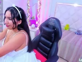 Camsoda Free Live Porn of fiory-tay
