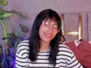 Camsoda Free Porn Cam of karin-fg