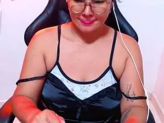 hotallicie from camsoda