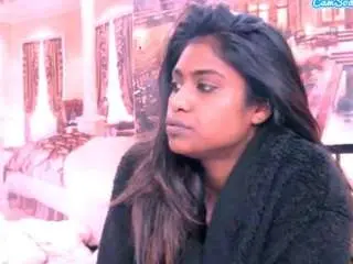 Camsoda Sex Cam of indiansapphire4u