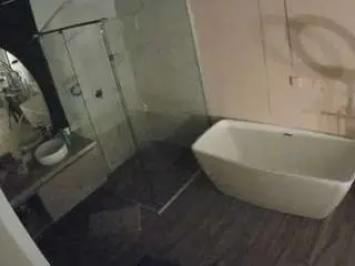Camsoda Nude Webcam of voyeurcam-casa-salsa-bathroom-2