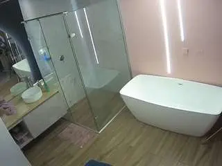 Camsoda Sex Cam of voyeurcam-casa-salsa-bathroom-2