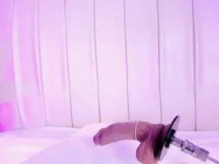 Camsoda Sex Cam of lovelyeyess