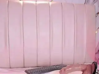 Camsoda Sex Cam of lovelyeyess