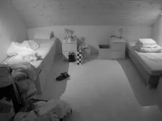 Camsoda Sex Chat of voyeurcam-julmodels-greybed-3