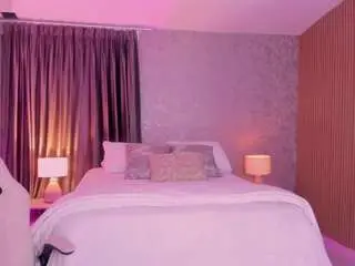 Camsoda Sex Chat of viiolet-rosee