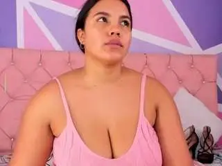 Camsoda Live Sex of angie-bigass
