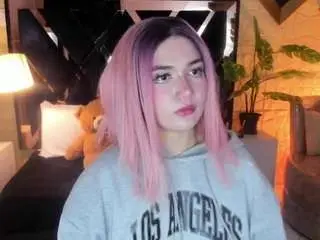 Camsoda Sex Cam of megan-devon