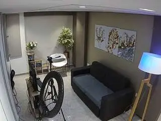 Camsoda Live Sex Cam of voyeurcam-casa-salsa-bedroom-9