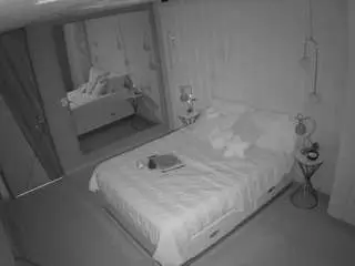Camsoda Live Porn of voyeurcam-casa-salsa-bedroom-2