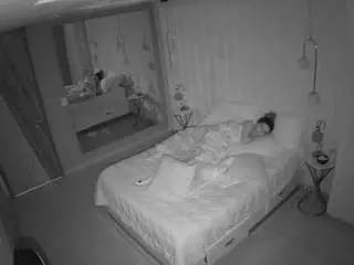 Camsoda Watch Live Sex Cams of voyeurcam-casa-salsa-bedroom-2