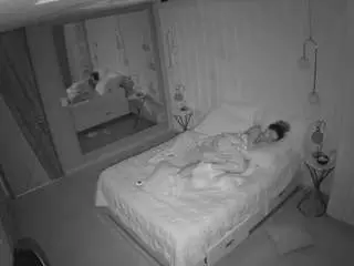 Camsoda Nude Webcam of voyeurcam-casa-salsa-bedroom-2