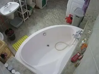 Camsoda Live Porn of voyeurcam-julmodels-bath-1st-1