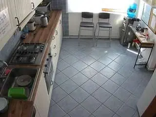 Camsoda Adult Webcam of voyeurcam-julmodels-kitchen-2