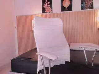 Camsoda Sex Cam of cloe-adams