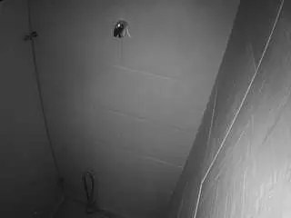 Camsoda Nude Webcam of voyeurcam-jb-shower-1