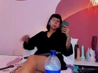 Camsoda Live Sex Cam of valkiria-wiine