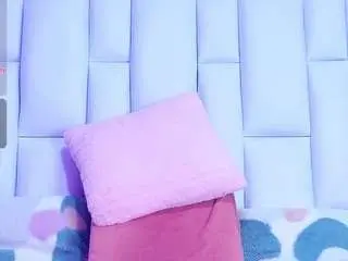 Camsoda Nude Webcam of miabrihtny