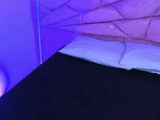 Camsoda Adult Webcam of yayis-betancur