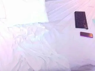 Camsoda Free Live Porn of hugeass-destroyer