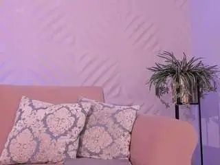 Camsoda Free Live Porn of kyomivelvet